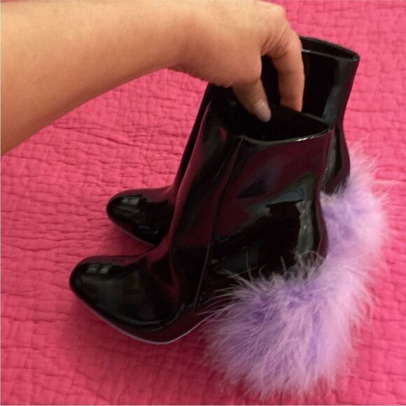 River Island Black Ankle Boots with Purple marabou Accent heels, US6 - Picture 3 of 6